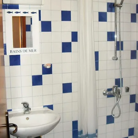 With A Parking Space - 4268 Apartmán