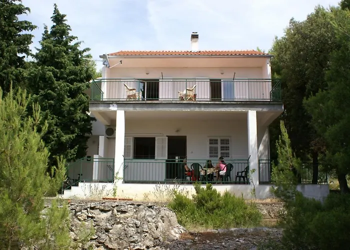 With A Parking Space - 4268 *